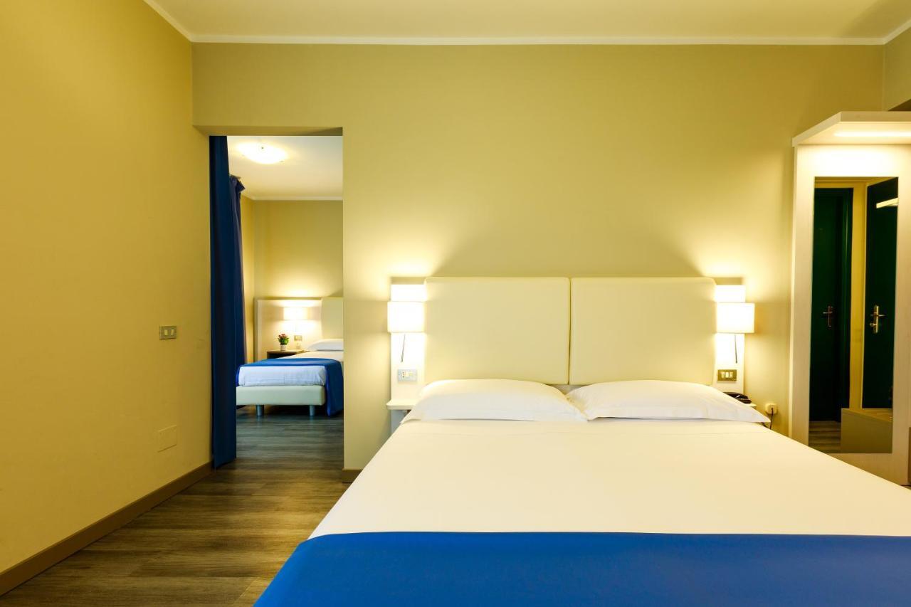 Hotel Oleggio Malpensa Exteriér fotografie